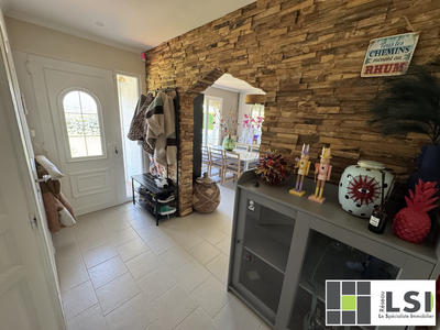 Maison - 121 m² - 6 pièces