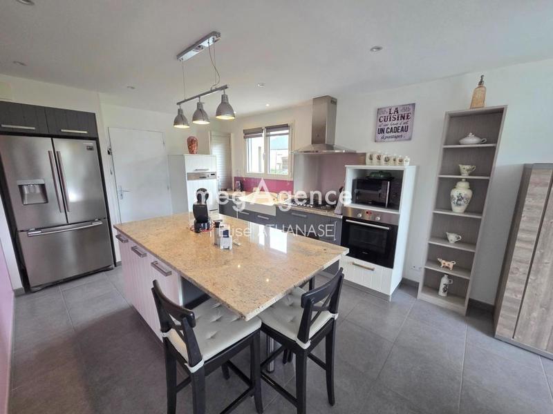 Maison traditionnelle - 135 m² - 6 pièces