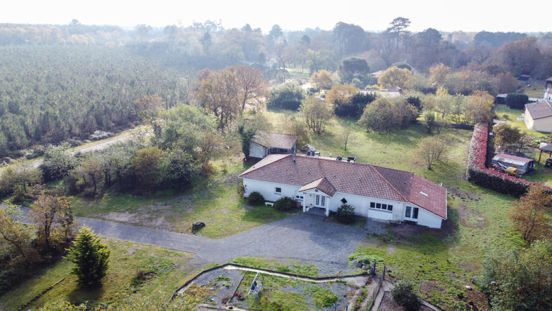 Maison - 192 m² - 6 pièces