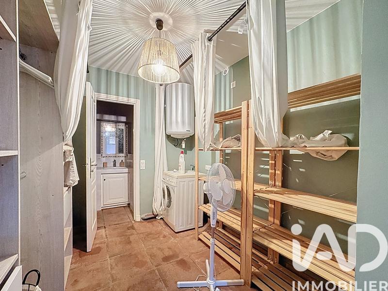 Maison - 400 m² - 10 pièces