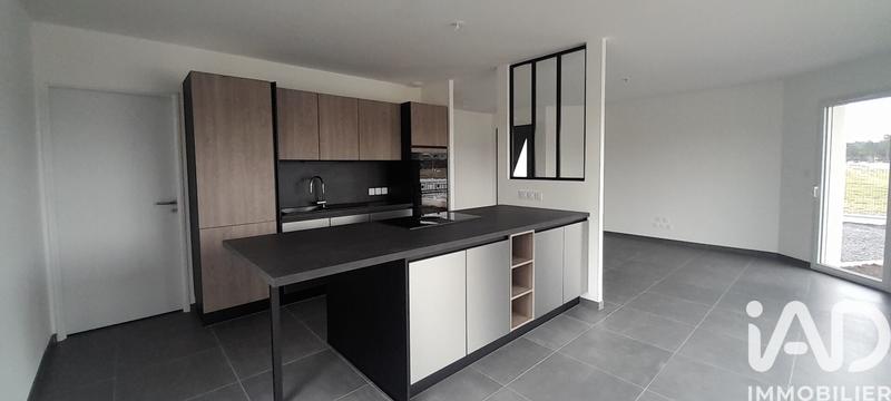 Maison - 90 m² - 4 pièces