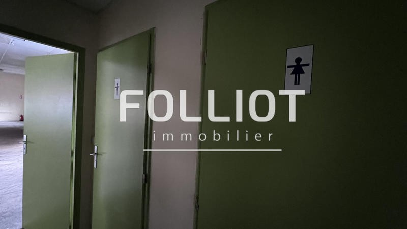 Local d'activité / Entrepôt - 680 m²