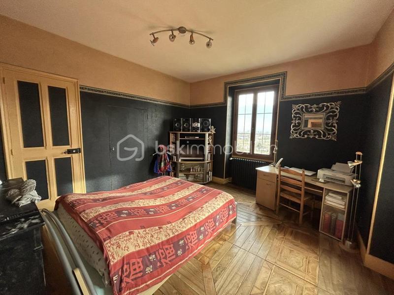 Château - 360 m² - 12 pièces