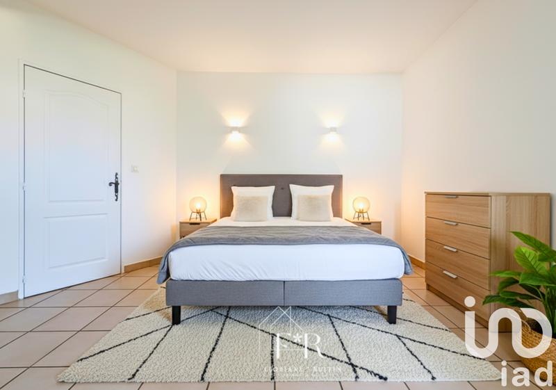 Appartement - 104 m² - 3 pièces