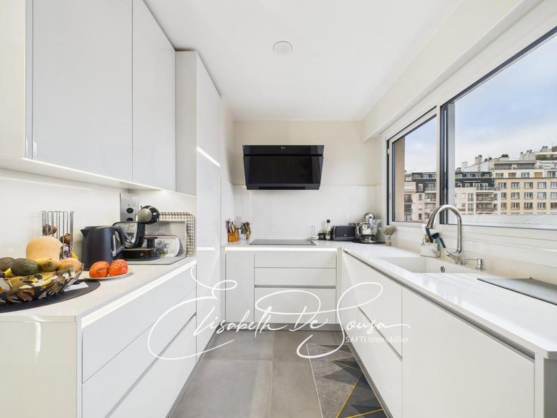 Appartement - 93 m² - 4 pièces