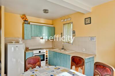 Maison - 84 m² - 5 pièces