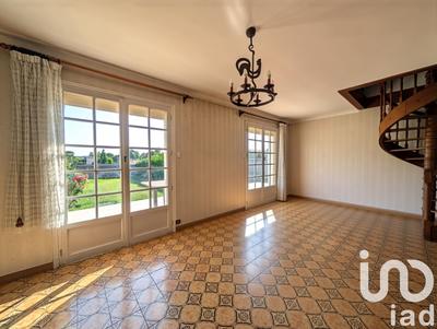 Maison - 133 m² - 6 pièces