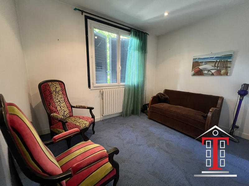 Maison - 200 m² - 8 pièces