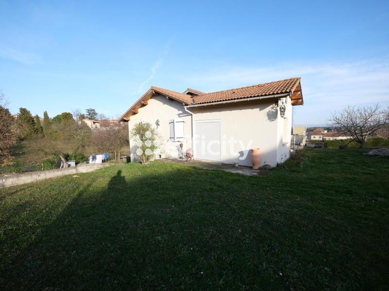 Maison - 163 m² - 8 pièces