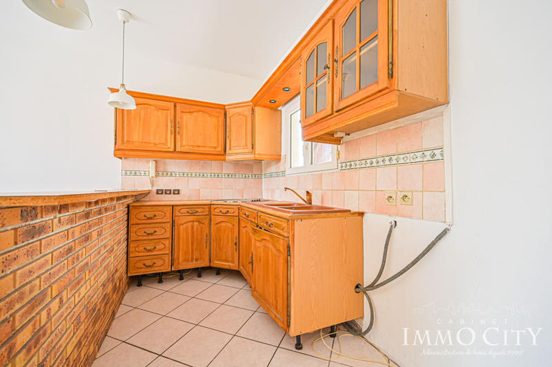 Maison - 94 m² - 5 pièces