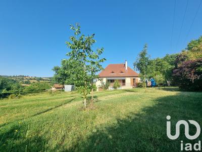 Maison - 139 m² - 6 pièces