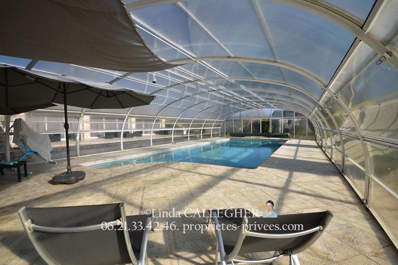 Propriété - 460 m² - 11 pièces