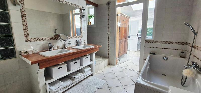 Maison - 175 m² - 5 pièces