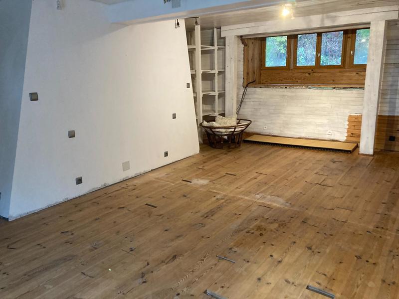 Maison - 250 m² - 9 pièces