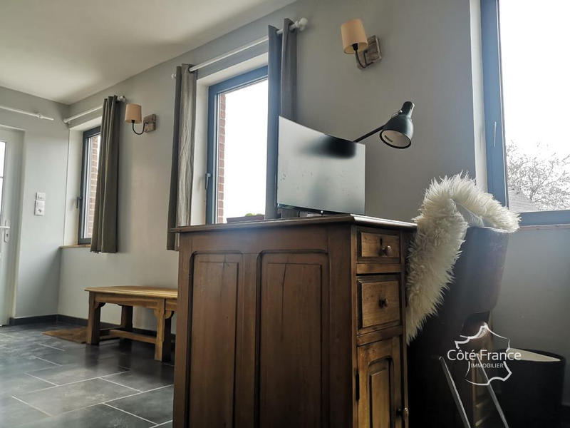 Maison - 210 m² - 10 pièces