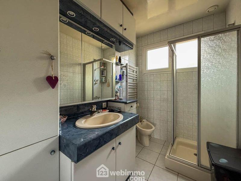 Maison - 84 m² - 5 pièces