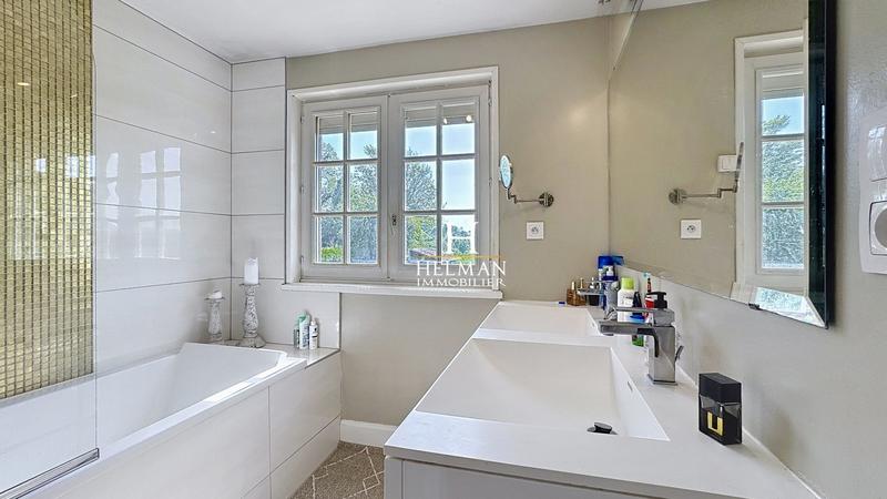 Maison - 129 m² - 4 pièces