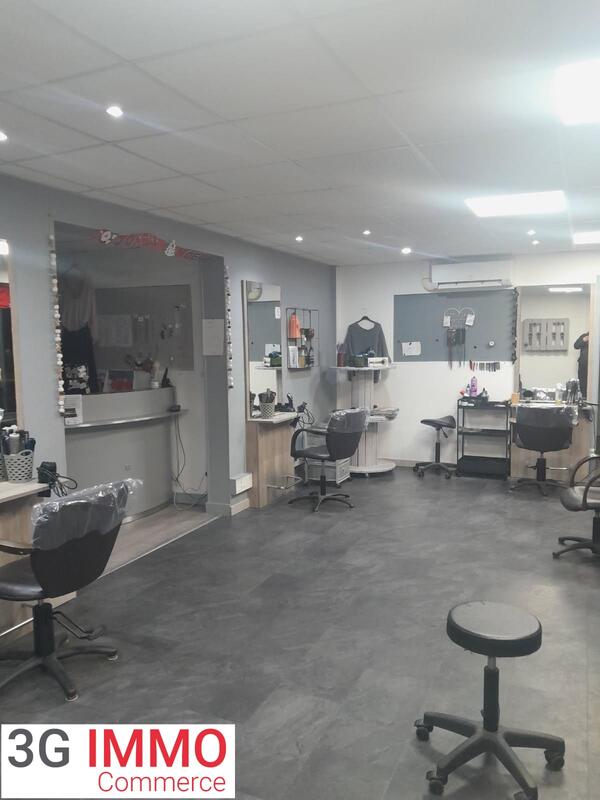 Local commercial - 450 m² - 8 pièces