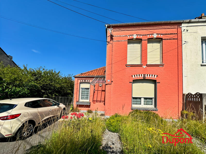 Maison - 90 m² - 6 pièces