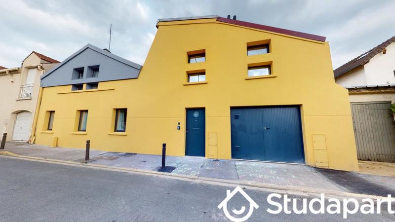 Chambre - 14 m² - 1 pièce