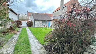 Maison - 131 m² - 9 pièces