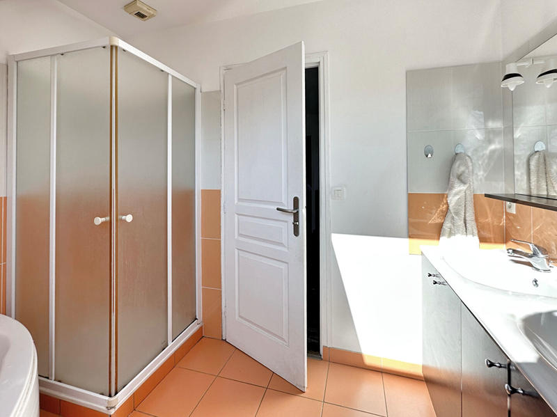 Maison - 132 m² - 8 pièces