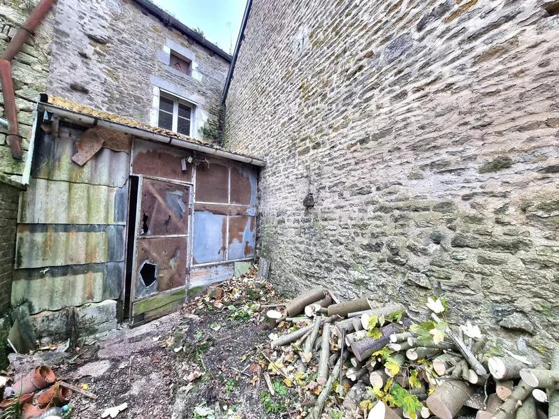 Maison - 96 m² - 3 pièces