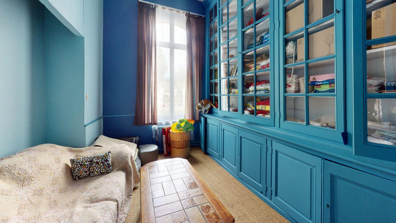 Demeure - 354 m² - 11 pièces