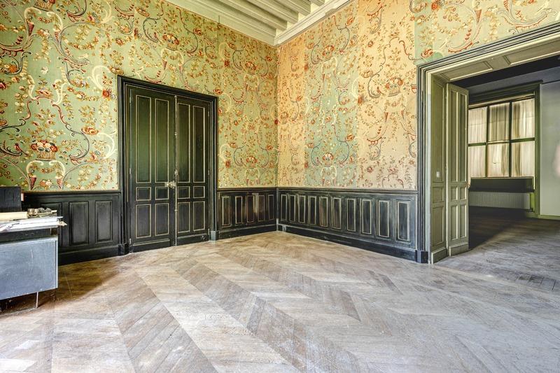 Château - 1 174 m² - 30 pièces