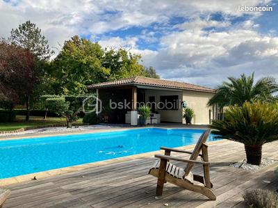 Moulin - 193 m² - 6 pièces