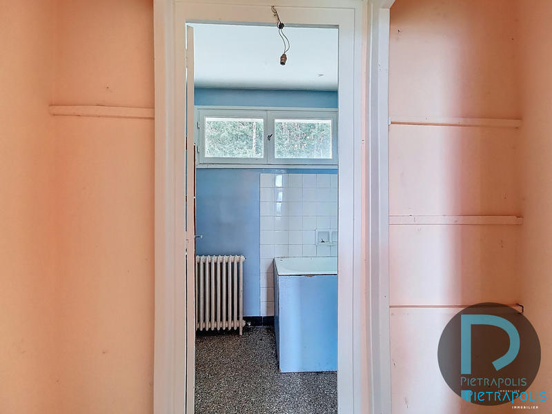 Maison ancienne - 461 m² - 3 pièces