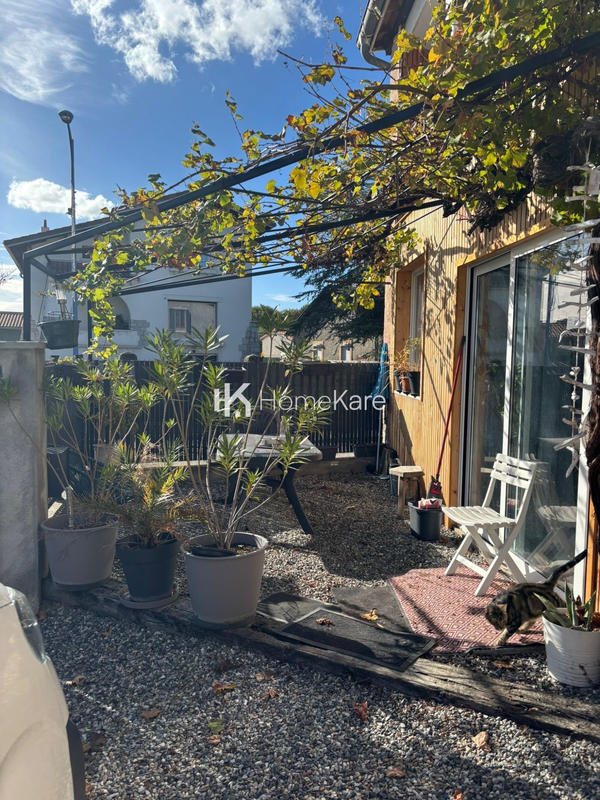 Maison - 100 m² - 6 pièces