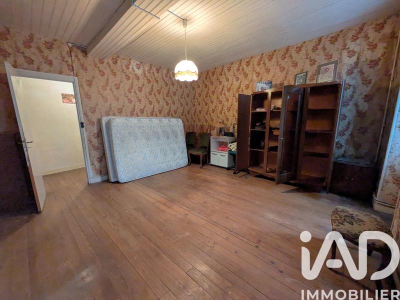 Maison - 217 m² - 7 pièces