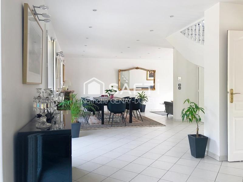 Villa - 140 m² - 5 pièces