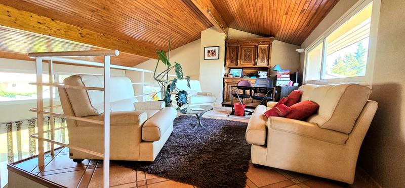 Maison - 181 m² - 7 pièces