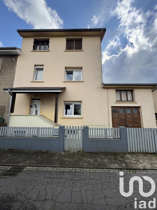 Maison - 140 m² - 9 pièces