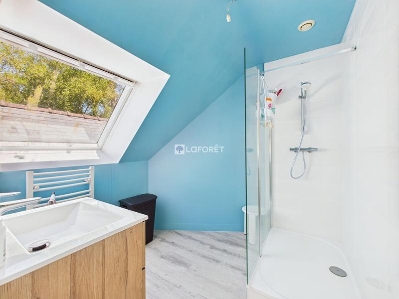 Maison contemporaine - 182 m² - 6 pièces