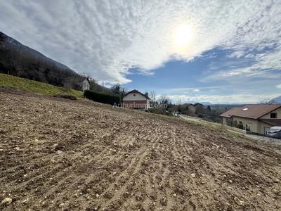 Terrain - 1 000 m²
