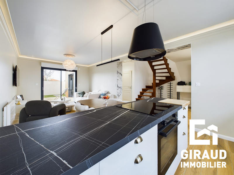 Maison - 108 m² - 6 pièces