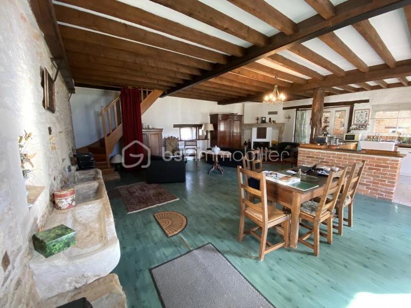 Corps de ferme - 200 m² - 7 pièces