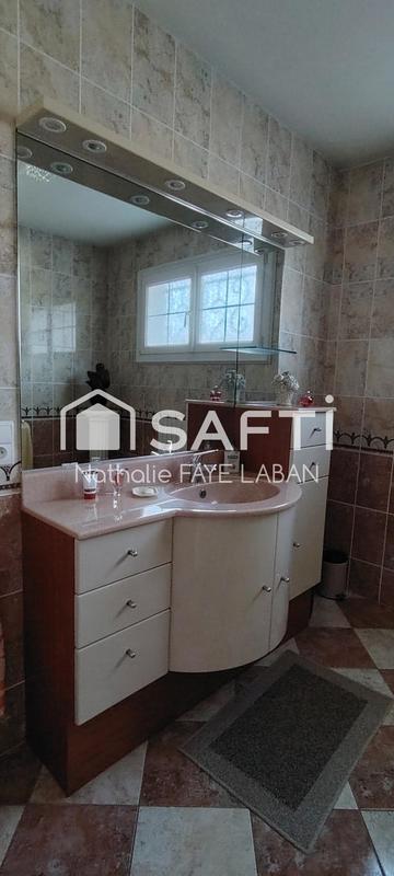 Maison - 127 m² - 5 pièces