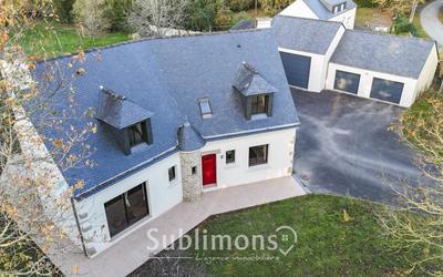 Propriété - 176 m² - 6 pièces