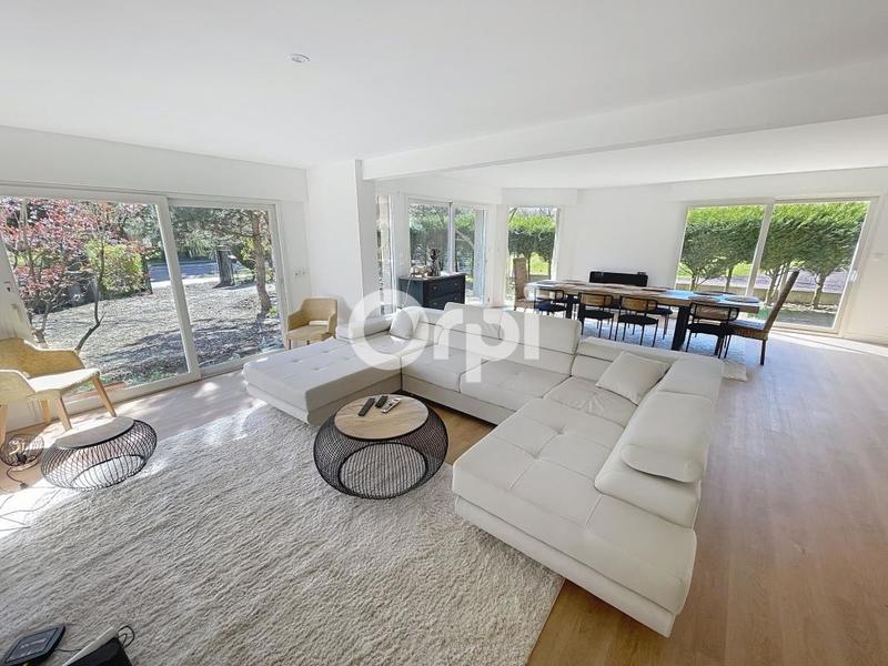 Maison - 155 m² - 6 pièces