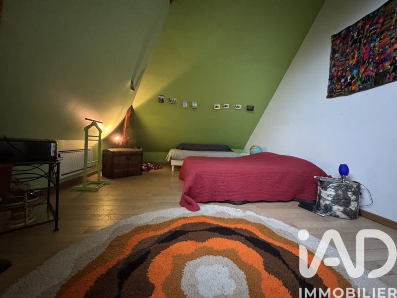 Maison - 241 m² - 10 pièces