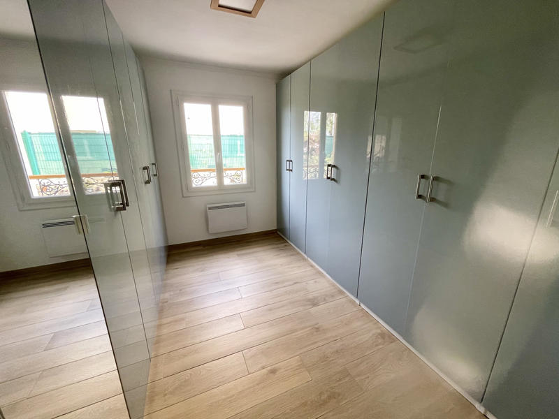 Maison - 198 m² - 5 pièces