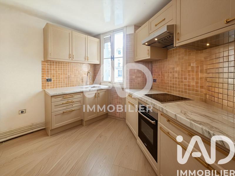Appartement - 104 m² - 6 pièces