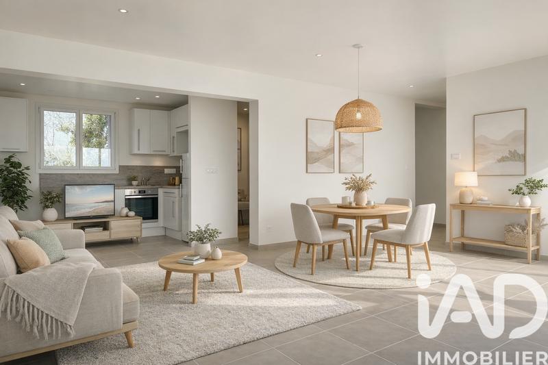 Maison - 108 m² - 4 pièces