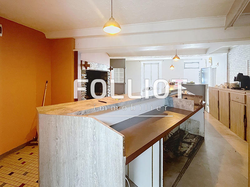 Maison - 217 m² - 8 pièces