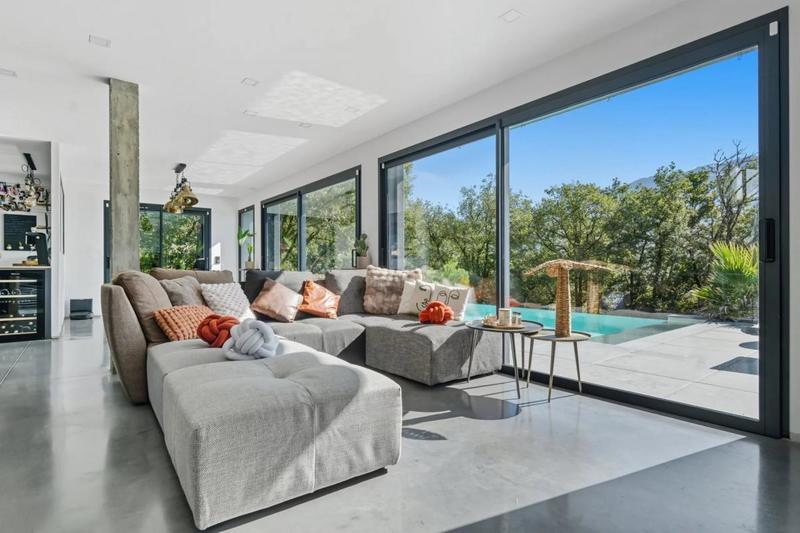 Villa - 159 m² - 6 pièces