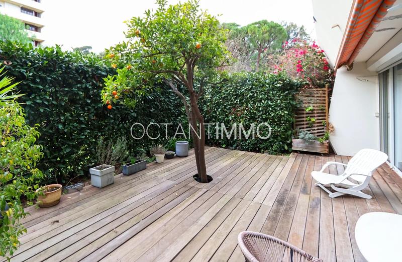 Appartement - 131 m² - 6 pièces